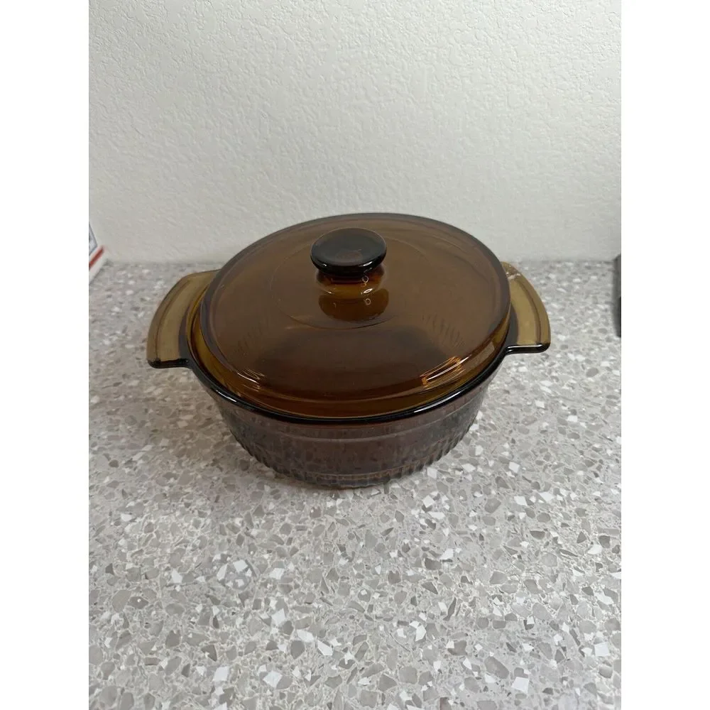 VTG Anchor Hocking 437 Fire King Amber 1.5 Qt Covered Baking Dish Casserole +Lid